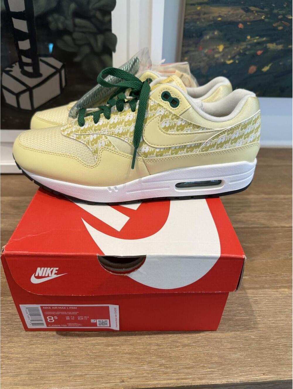 Nike Air Max 1 Premium Lemonade.  8.5M / 10.0W